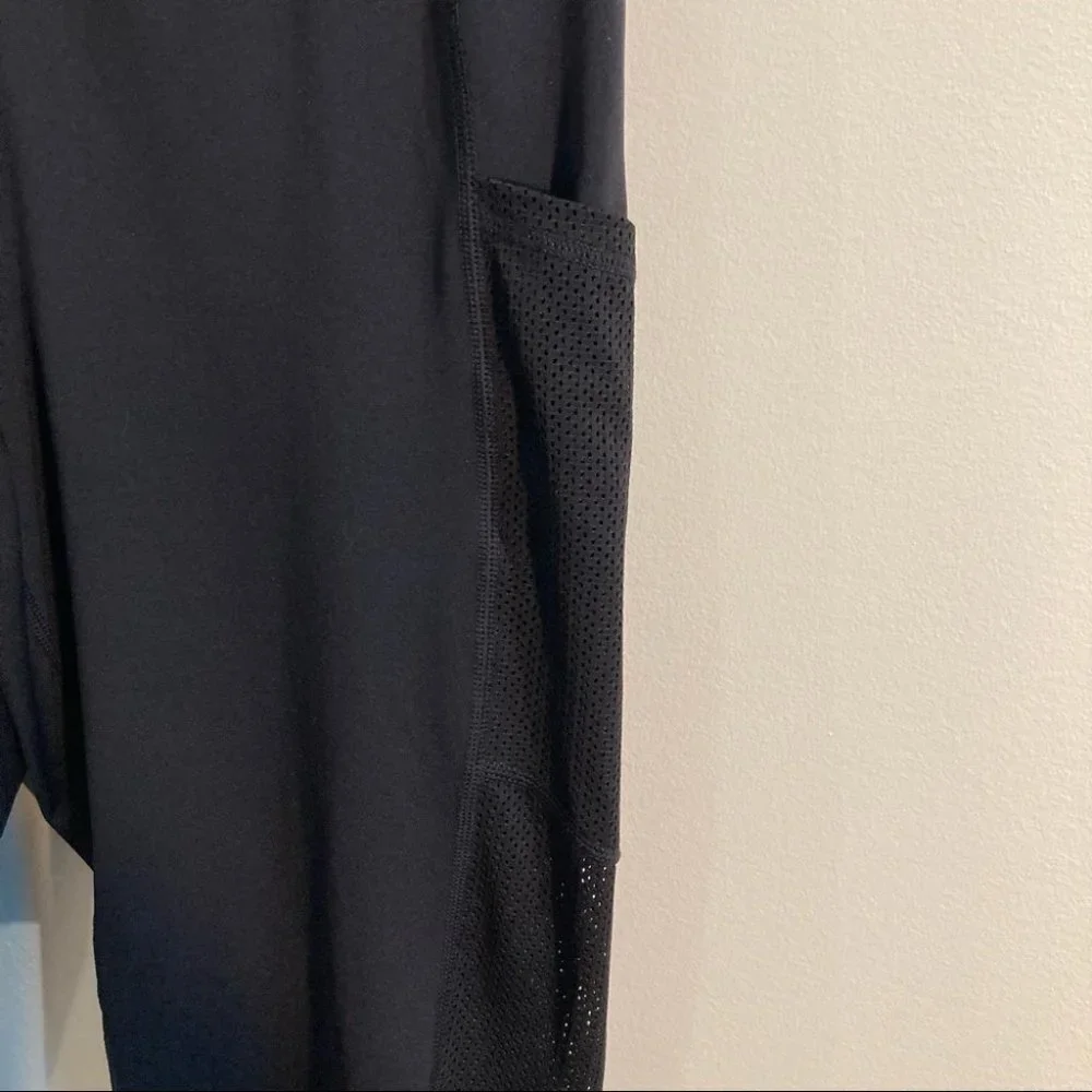 AERIE Sz XL Mesh  Pockets Comfort Waist 7/8 Leggings - Picture 6 of 6